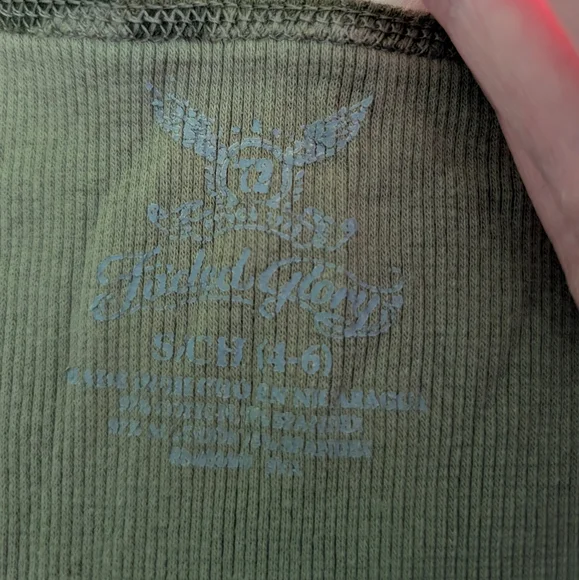 Camo Print Tank Top - Picture 3 of 3